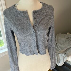 Zara cropped cardigan M